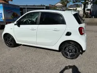 Używany Smart ForFour 90 KM (66 kW) 2018 Biały Hatchback