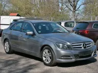 Gebraucht Mercedes C180 156 PS (114 kW) 2013 Silber Limousine