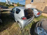 Gebraucht Toyota Aygo 69 PS (50 kW) 2009 Silber Kleinwagen