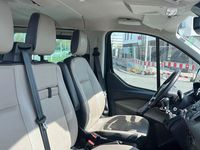 Gebraucht Ford Tourneo 170 PS (125 kW) 2016 Schwarz Van / Kleinbus