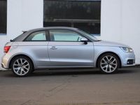 Gebraucht Audi A1 Ambiente 125 PS (91 kW) 2015 Silber Kleinwagen