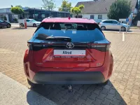 Gebraucht Toyota Yaris Cross Style 131 PS (96 kW) 2025 Rot metallic SUV