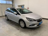 Gebraucht Opel Astra Edition 136 PS (100 kW) 2018 Silber Kombi
