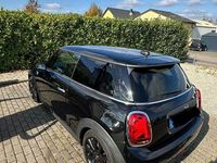 Gebraucht Mini ONE 75 PS (55 kW) 2018 Schwarz Kleinwagen