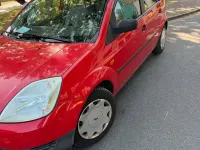 Gebraucht Ford Fiesta 59 PS (43 kW) 2002 Rot Kleinwagen