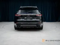 Gebraucht Porsche Cayenne 462 PS (339 kW) 2022 Schwarz SUV