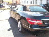 Gebraucht Mercedes E200 184 PS (135 kW) 2011 Schwarz Cabrio