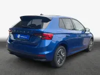 Gebraucht Skoda Fabia Ambition 95 PS (69 kW) 2022 Blau Kleinwagen