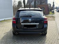 Gebraucht Renault Laguna III 173 PS (127 kW) 2012 Schwarz Kombi