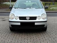 Gebraucht VW Polo 66 PS (48 kW) 2002 Silber Limousine