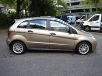 Usata Mercedes B150 95 CV (69 kW) 2006 Oro Monovolume