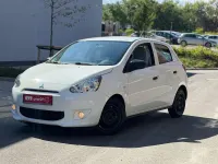 Gebraucht Mitsubishi Space Star Edition 71 PS (52 kW) 2015 Weiß Kleinwagen