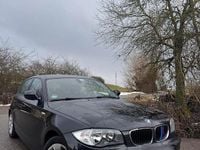 Gebraucht BMW 116 116 PS (85 kW) 2011 Schwarz Kleinwagen