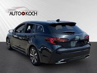Neu Toyota Corolla 140 PS (102 kW) 2025 Schwarz Kombi