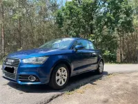 Gebraucht Audi A1 Ambition 105 PS (77 kW) 2010 Blau Kleinwagen