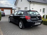 Gebraucht BMW 116 109 PS (80 kW) 2015 Schwarz Kleinwagen