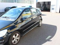 Gebraucht Mercedes B200 140 PS (102 kW) 2008 Schwarz Van / Kleinbus