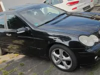 Gebraucht Mercedes C180 143 PS (105 kW) 2004 Schwarz Limousine