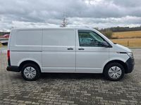 Gebraucht VW Transporter 110 PS (80 kW) 2022 Candyweiss Van