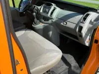 Gebraucht Opel Vivaro 147 PS (108 kW) 2008 Orange Van / Kleinbus