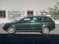Gebraucht Audi A4 180 PS (132 kW) 2002 Grün Kombi