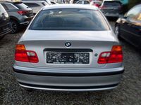 Gebraucht BMW 318 118 PS (86 kW) 1999 Silber Limousine