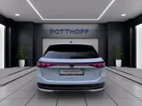 Gebraucht VW Passat Elegance 193 PS (141 kW) 2024 Pure white Kombi