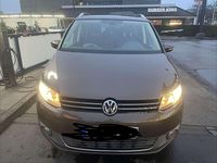 Gebraucht VW Touran Highline 140 PS (102 kW) 2012 Braun Van / Kleinbus