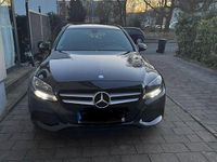 Gebraucht Mercedes C220 170 PS (125 kW) 2015 Schwarz Kombi