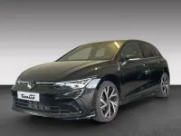 Gebraucht VW Golf VIII R-line 150 PS (110 kW) 2024 Grenadillschwarz metallic Limousine