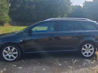 Gebraucht Toyota Avensis Executive 147 PS (108 kW) 2005 Schwarz Kombi