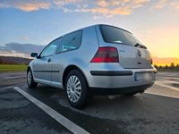 Gebraucht VW Golf IV 75 PS (55 kW) 2000 Silber Kleinwagen