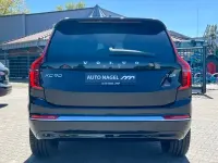 Neu Volvo XC90 Plus 455 PS (334 kW) 2026 Schwarz SUV