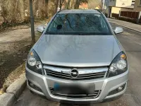 Gebraucht Opel Astra 110 PS (80 kW) 2010 Silber Kombi
