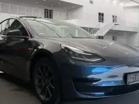 Occasion Tesla Model 3 Standard Range Plus 366 kW (498 ch) 2019 Blanc Berline