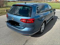 Gebraucht VW Passat Highline 150 PS (110 kW) 2016 Blau Kombi