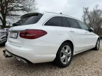Gebraucht Mercedes C300 258 PS (189 kW) 2019 Weiß Kombi
