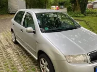 Gebraucht Skoda Fabia Comfort 75 PS (55 kW) 2001 Silber Limousine