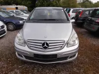 Gebraucht Mercedes B200 140 PS (102 kW) 2007 Silber Van / Kleinbus