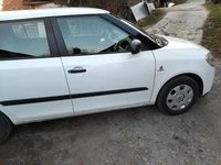 Gebraucht Skoda Fabia 60 PS (44 kW) 2009 Weiß Kleinwagen