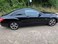 Gebraucht Mercedes E350 231 PS (169 kW) 2009 Schwarz Coupé
