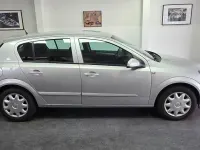 Gebraucht Opel Astra Edition 105 PS (77 kW) 2006 Silber Limousine