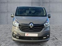 Gebraucht Renault Trafic Expression 121 PS (88 kW) 2019 Taupegrau Van / Kleinbus
