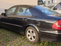 Gebraucht Mercedes E200 Avantgarde 163 PS (119 kW) 2004 Schwarz Limousine