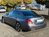 Gebraucht Mercedes E220 194 PS (142 kW) 2018 Grau Limousine