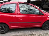 Gebraucht Toyota Yaris 70 PS (51 kW) 2000 Rot Kleinwagen