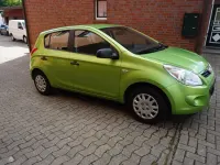 Gebraucht Hyundai i20 55 PS (40 kW) 2011 Grün Kleinwagen