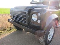 Gebraucht Land Rover Defender SE 122 PS (89 kW) 2013 Santorinischwarz SUV