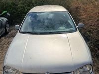 Brugt VW Golf III Basis 75 HK (55 kW) 1998 Sølv Sedan