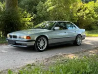 Gebraucht BMW 750 326 PS (239 kW) 1997 Silber Limousine